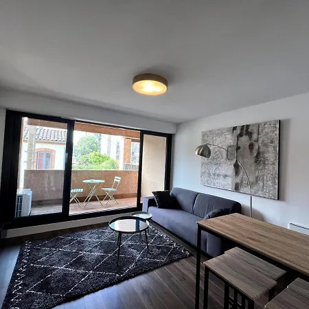 Sublime T2 Avec Balcon Apartament